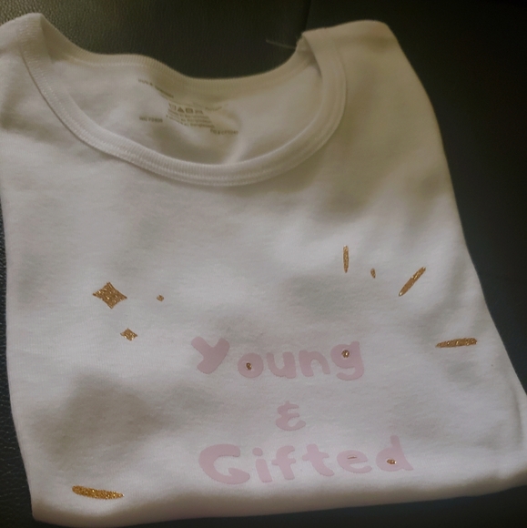 Custom apparel - Picture 3 of 3